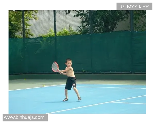 黄芳的网球人生:从青涩少女到职业选手的深度对话与成长故事 黄芳的网球人生:从青涩少女到职业选手的深度对话与成长故事