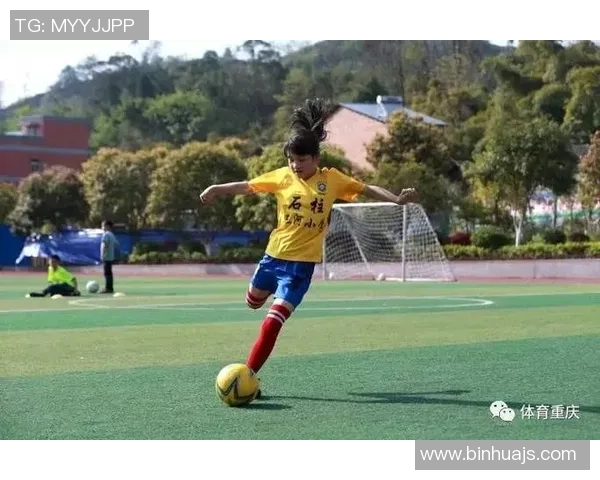 重庆网球队团队协作的独特优势与其他队伍的深度对比分析 重庆网球队团队协作的独特优势与其他队伍的深度对比分析